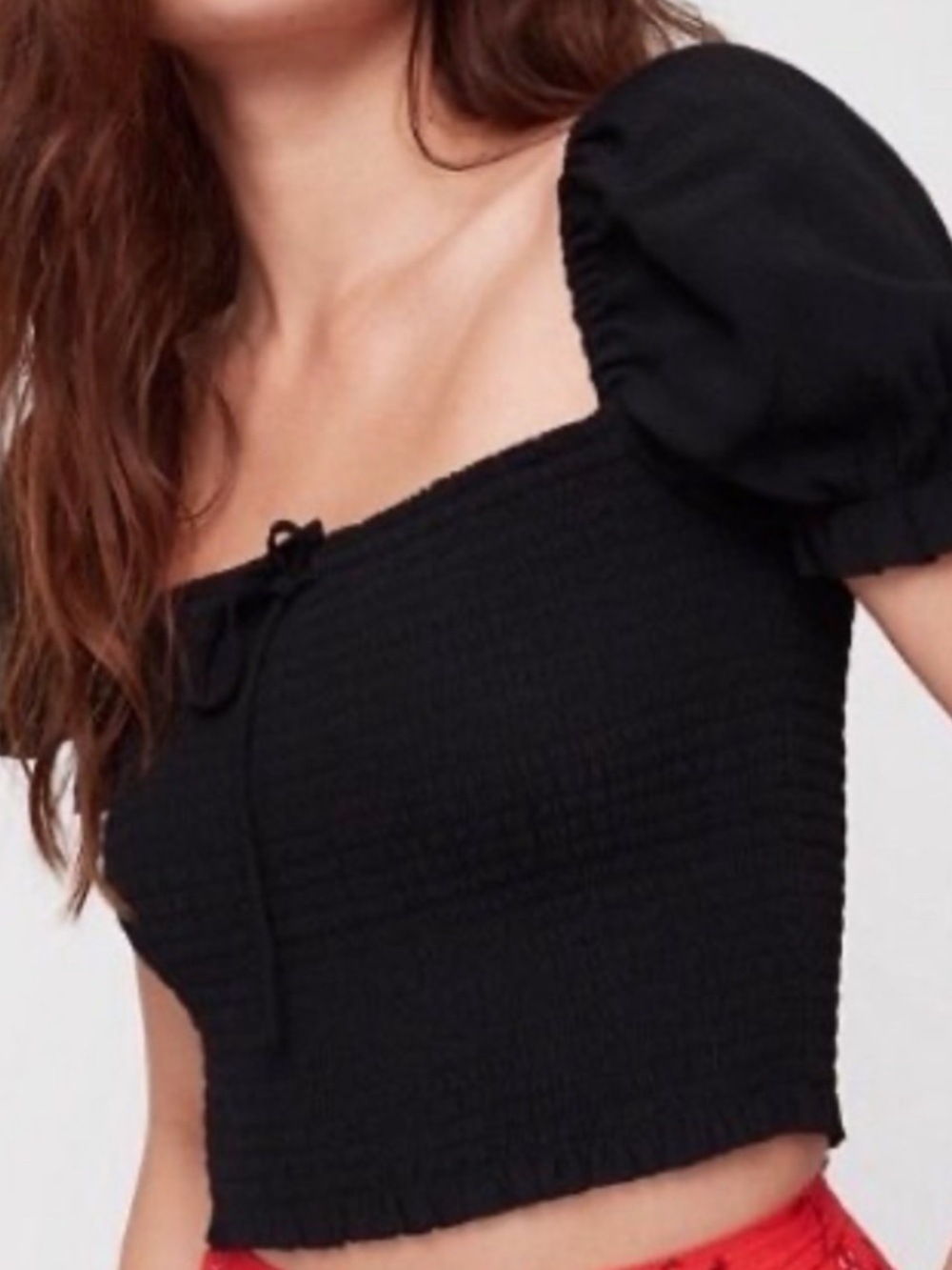 Aritzia Wilfred Black Puff Sleeve Smocked Crop Top